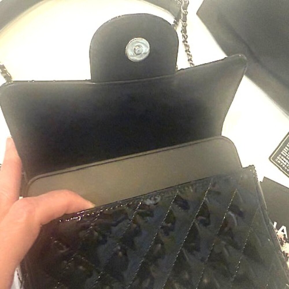 Chanel TWIN Exclusive Edition Patent Black &Tweed Mini Kiss Lock Flap Double Bag - Picture 2 of 14